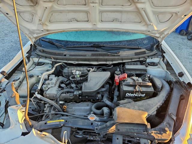 Nissan Rogue S Image 4