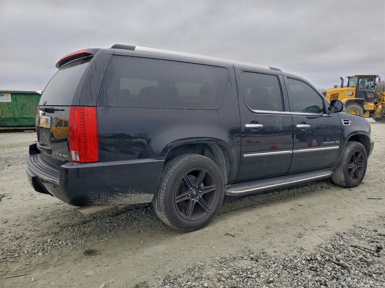 Cadillac Escalade Esv Luxury Image 3