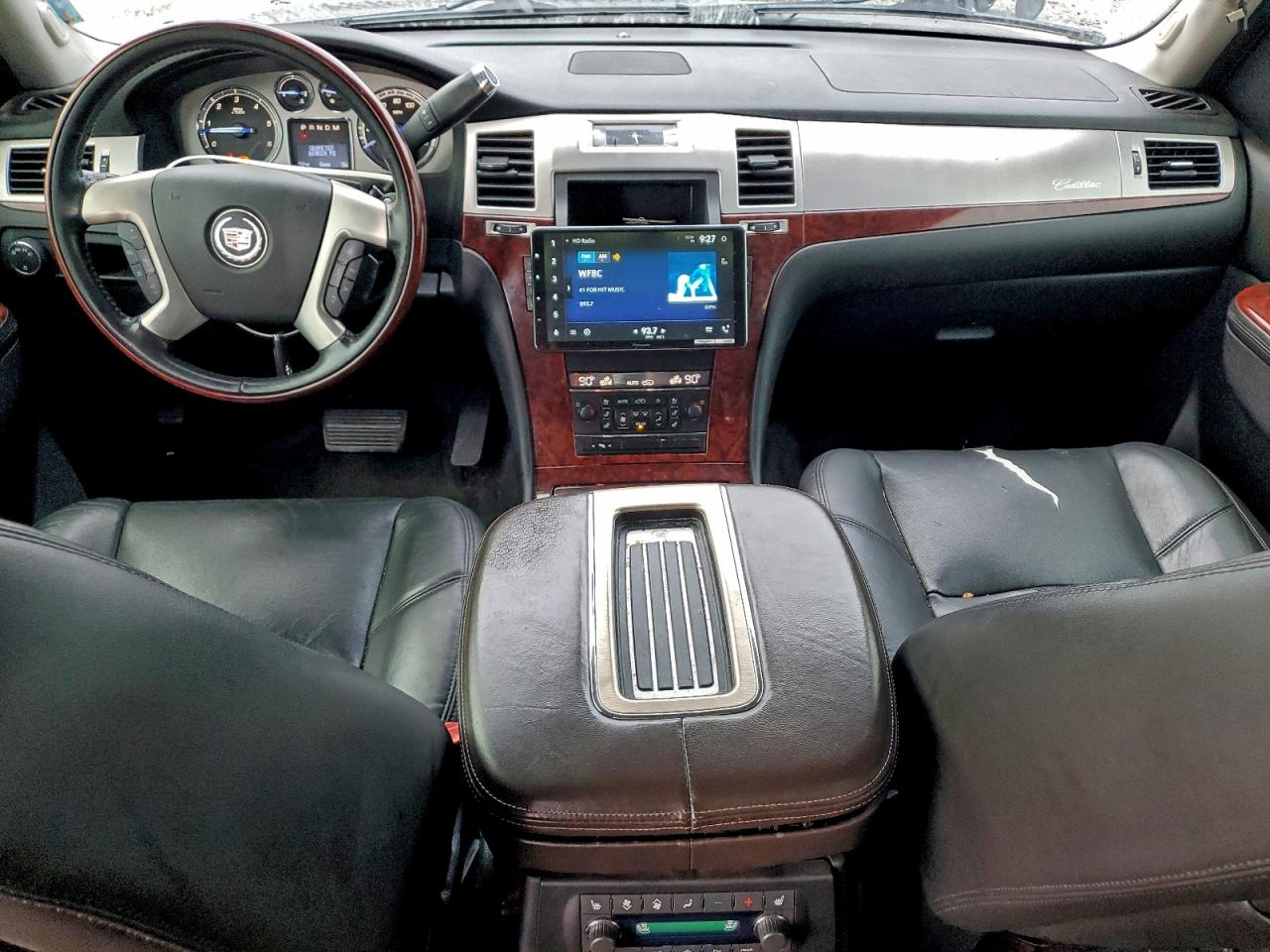 Cadillac Escalade Esv Luxury Image 2