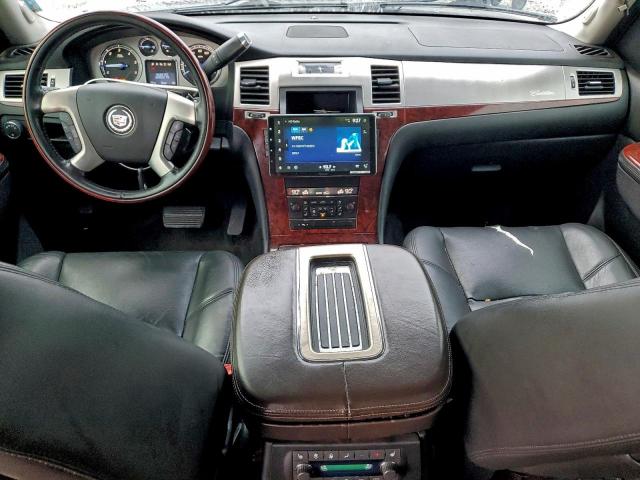 Cadillac Escalade Esv Luxury Image 2