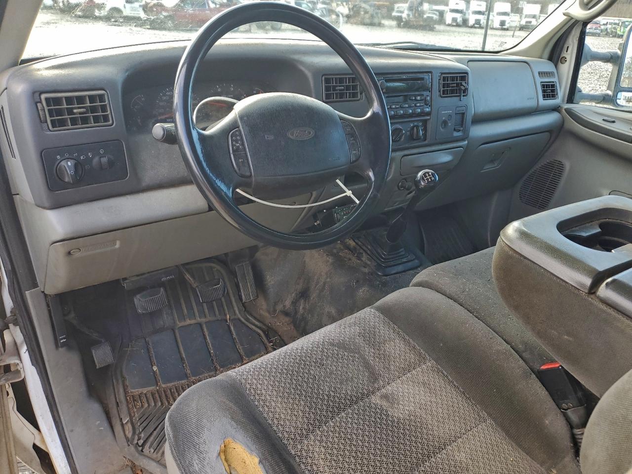 Ford F-250 Super Duty Image 10