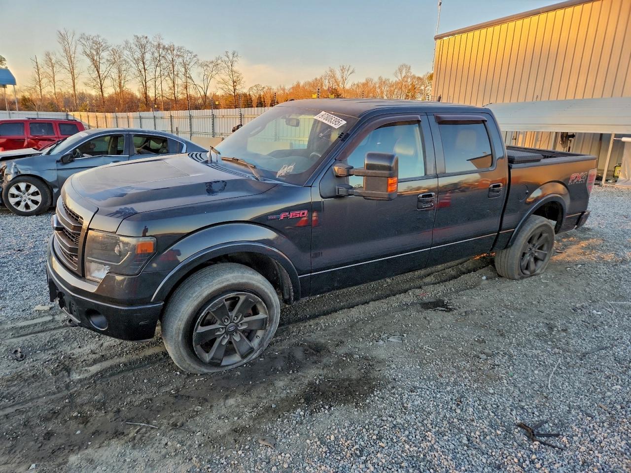 Ford F-150 Supercrew Image 1
