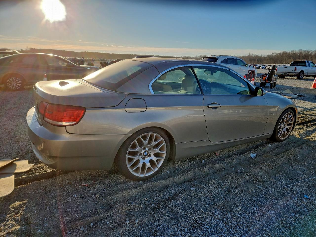 BMW 3 Series I Image 8