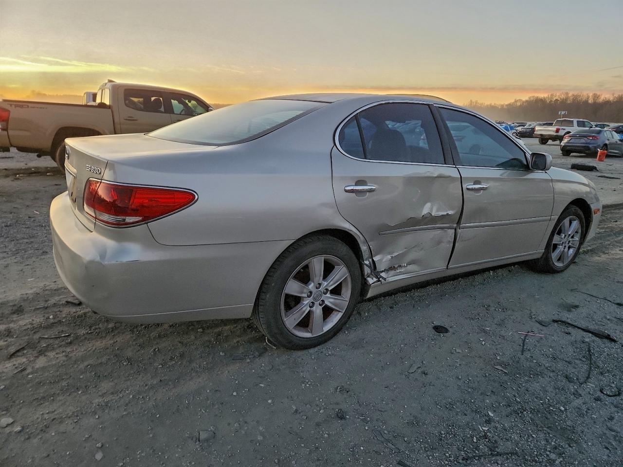 Lexus Es 330 Image 3