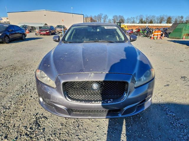 Jaguar XJ Supercharged Image 3