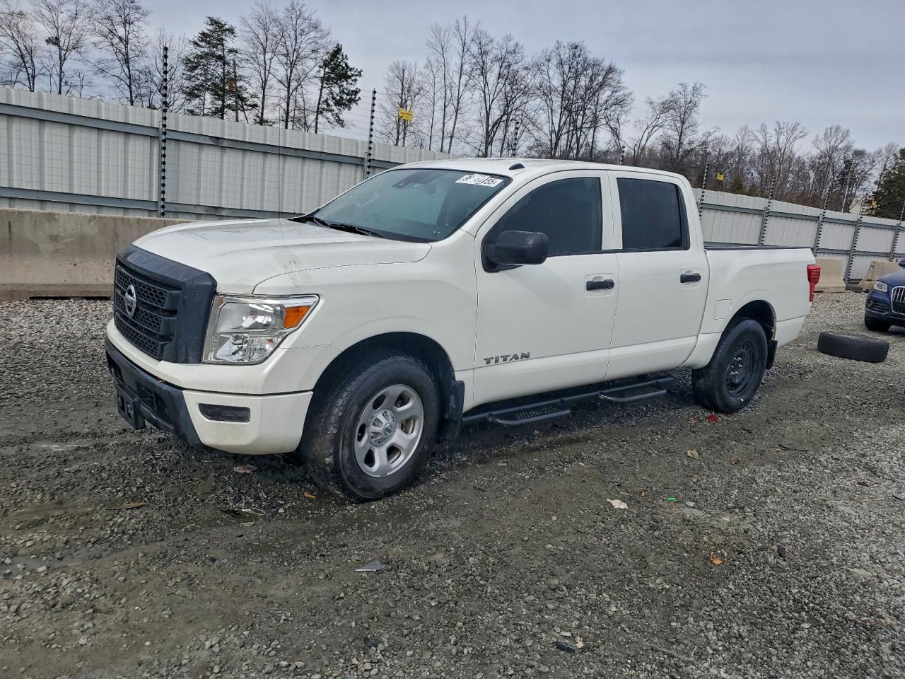 Nissan Titan S Image 1