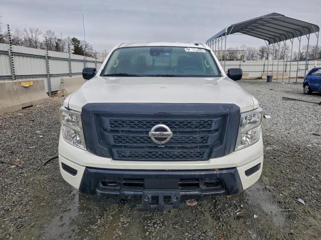 Nissan Titan S Image 11