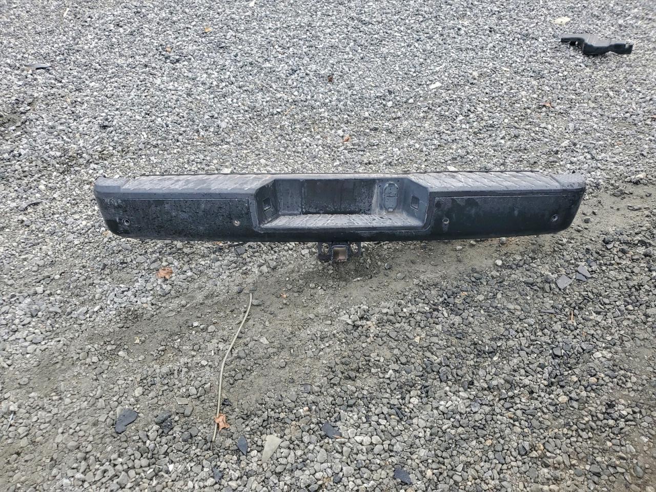 Nissan Titan S Image 8