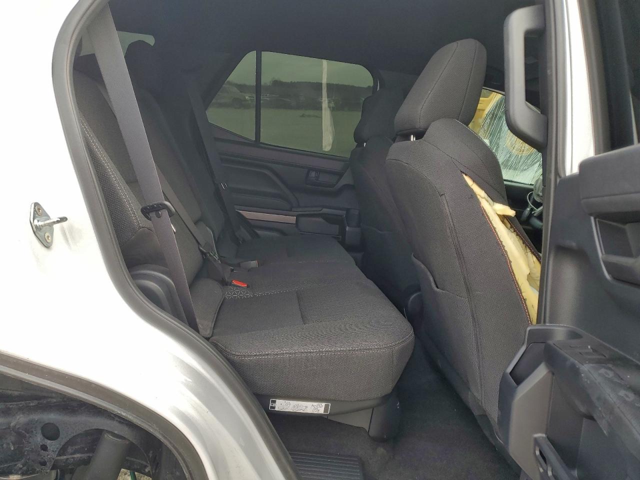 Toyota 4Runner Sr5 Image 11