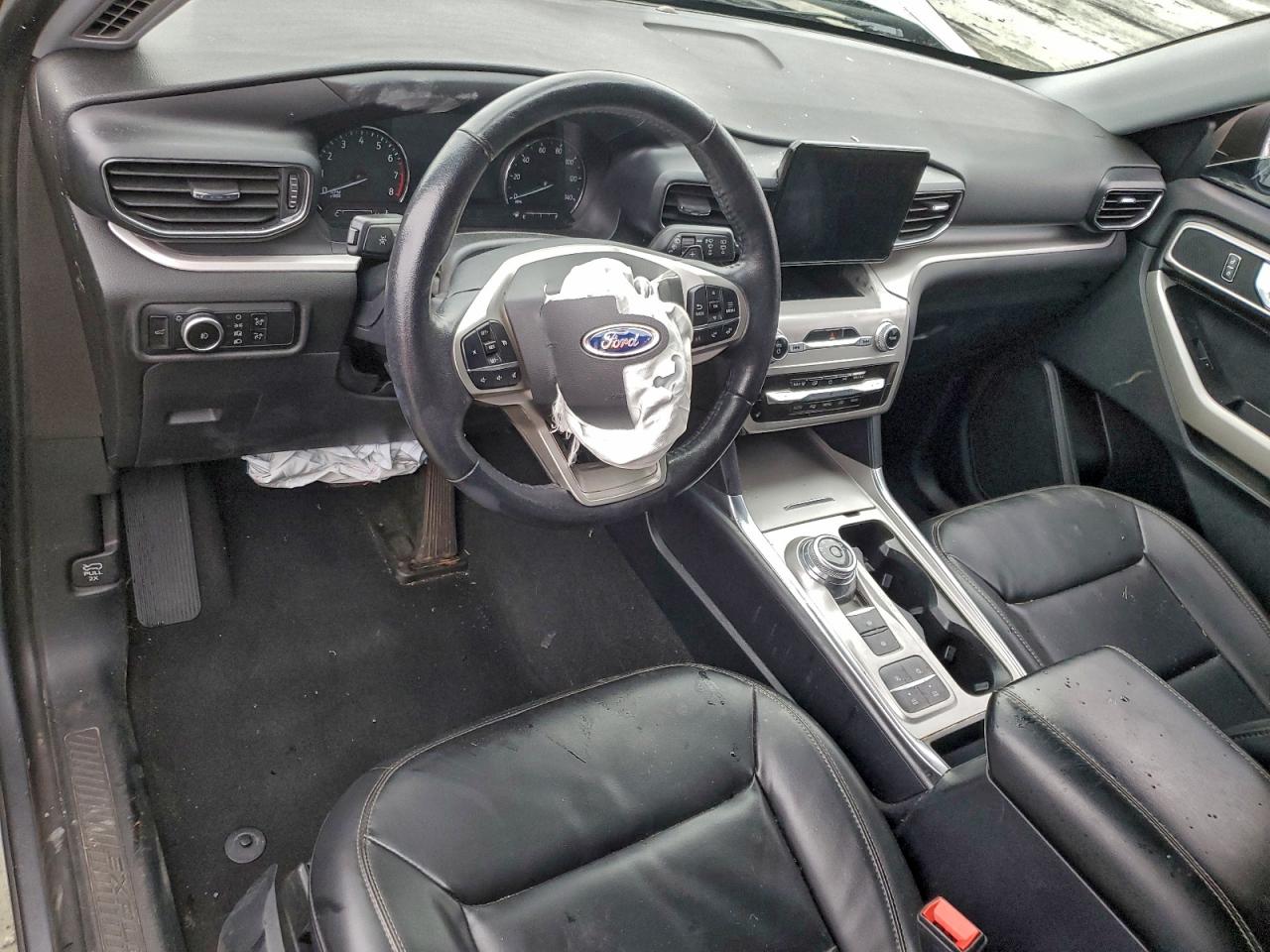 Ford Explorer Xlt Image 6