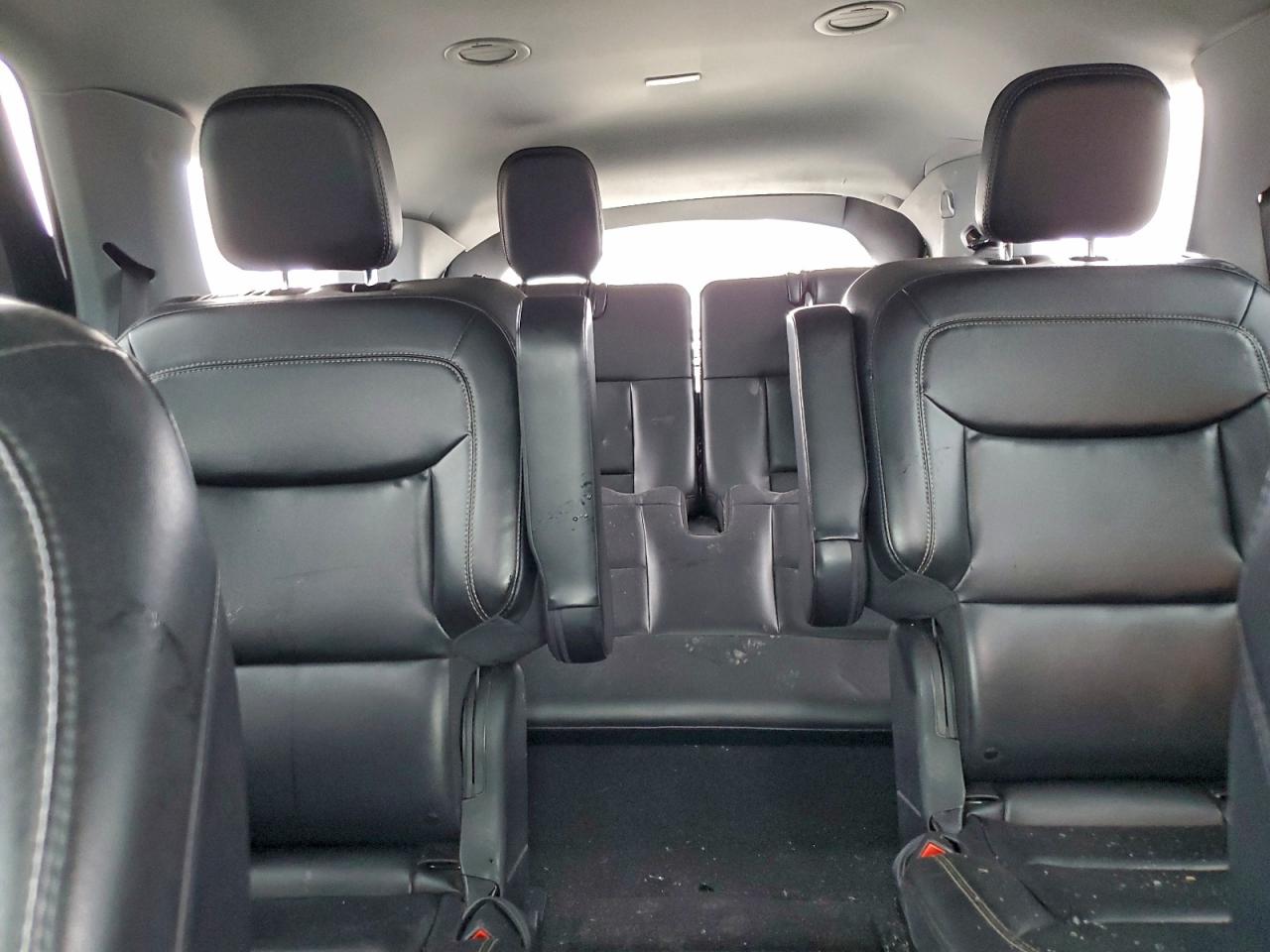 Ford Explorer Xlt Image 5