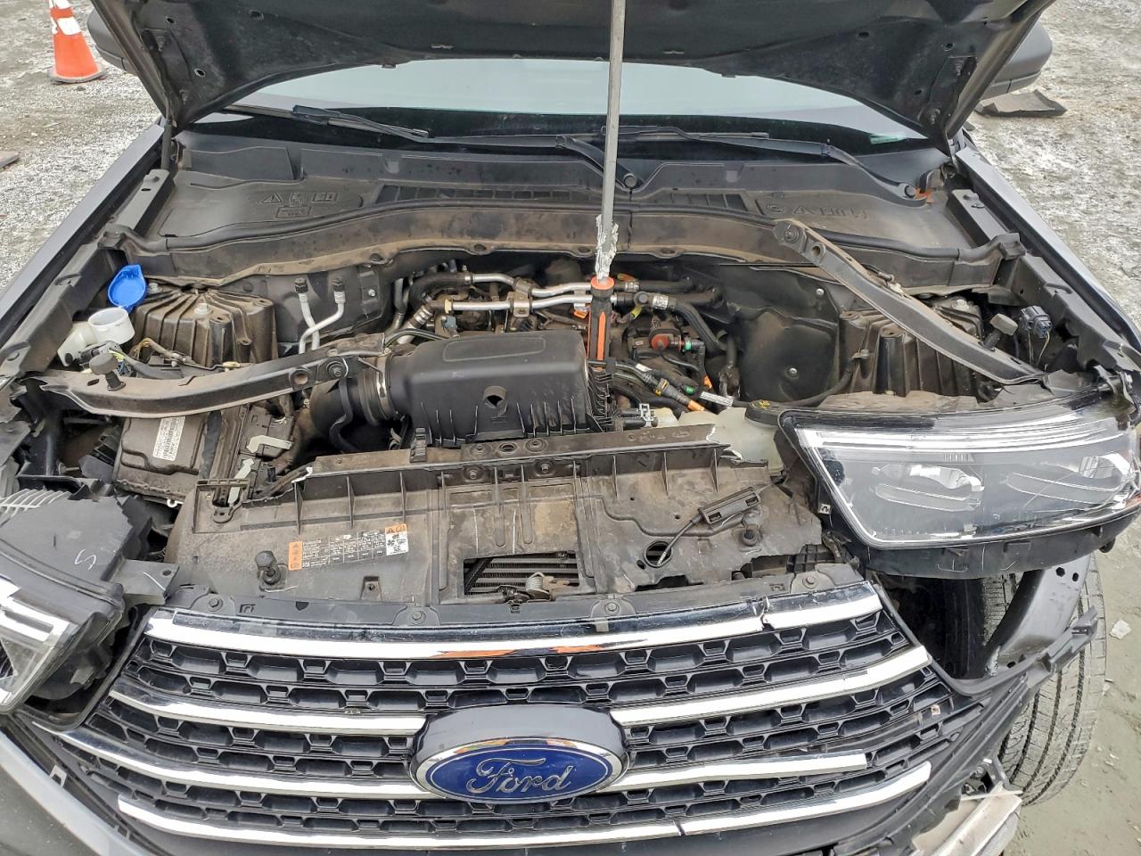 Ford Explorer Xlt Image 7