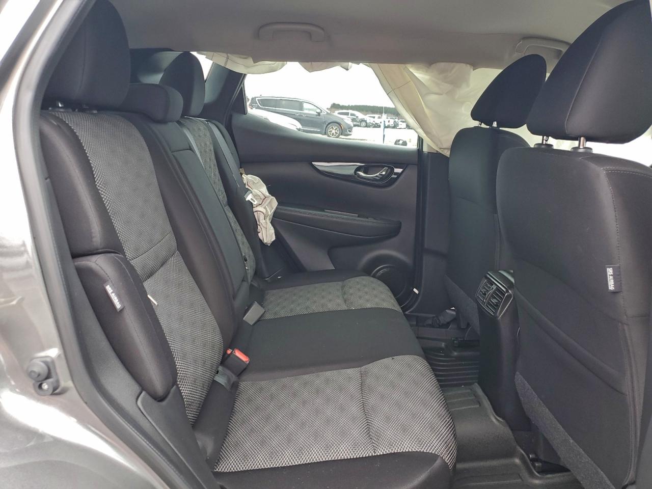 Nissan Rogue Sv Image 3