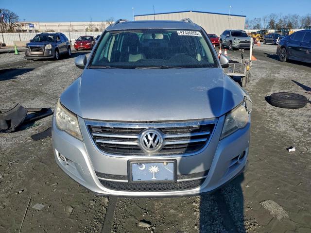 Volkswagen Tiguan S Image 11