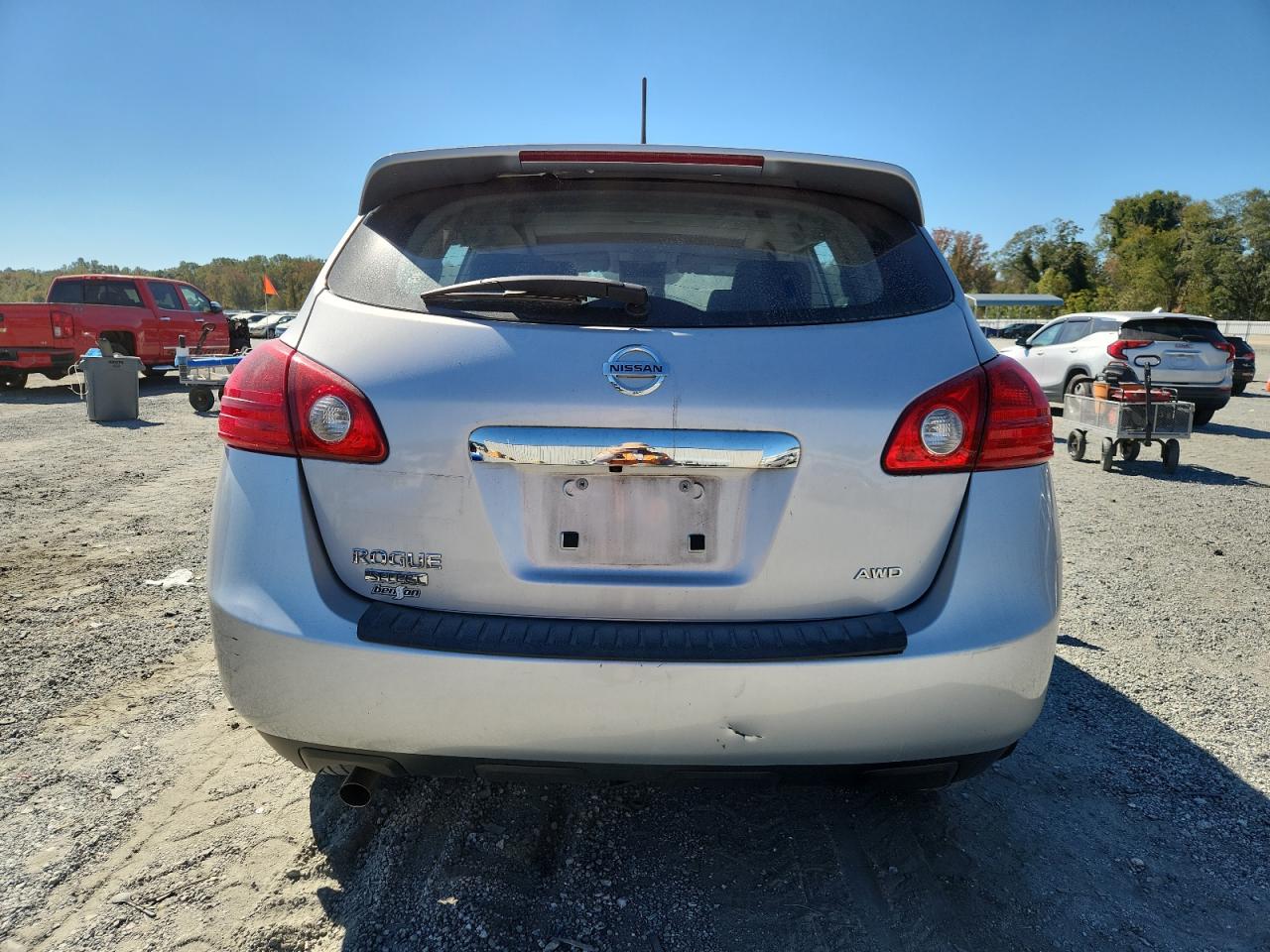 Nissan Rogue S Image 13