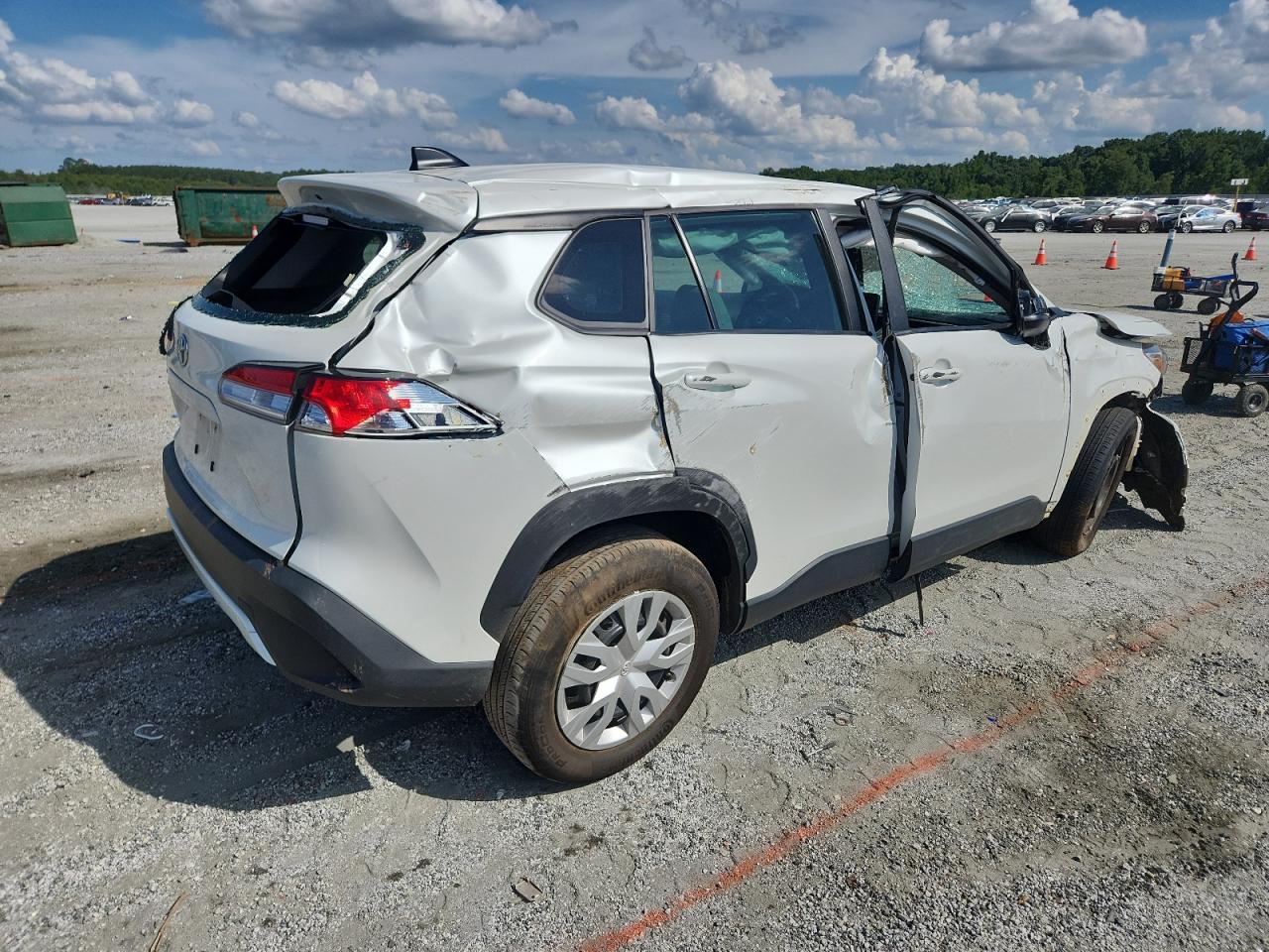 Toyota Corolla L Image 7