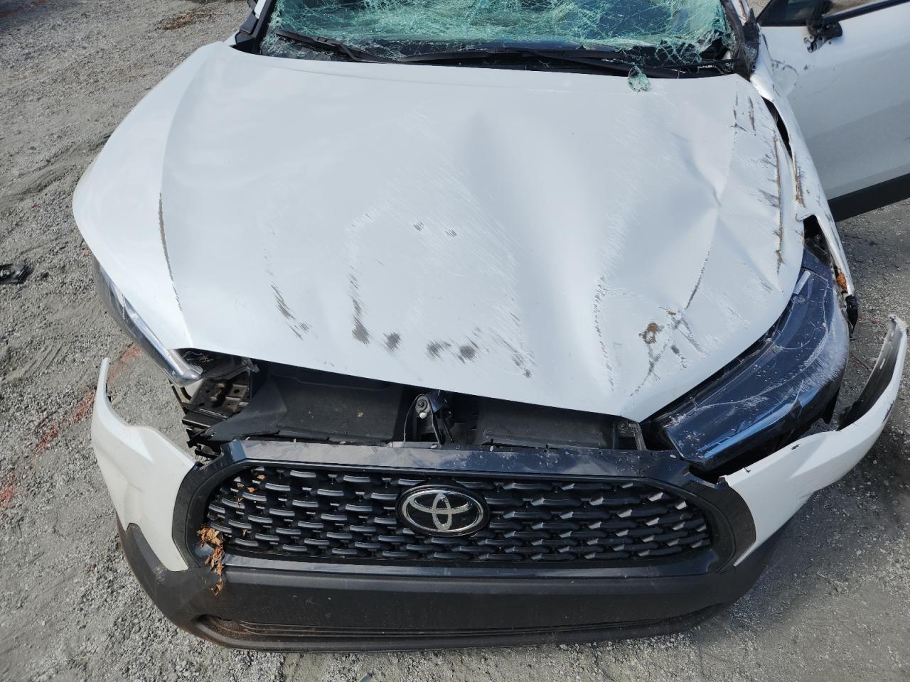 Toyota Corolla L Image 11