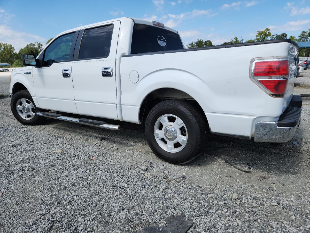 Ford F-150 Supercrew Image 6
