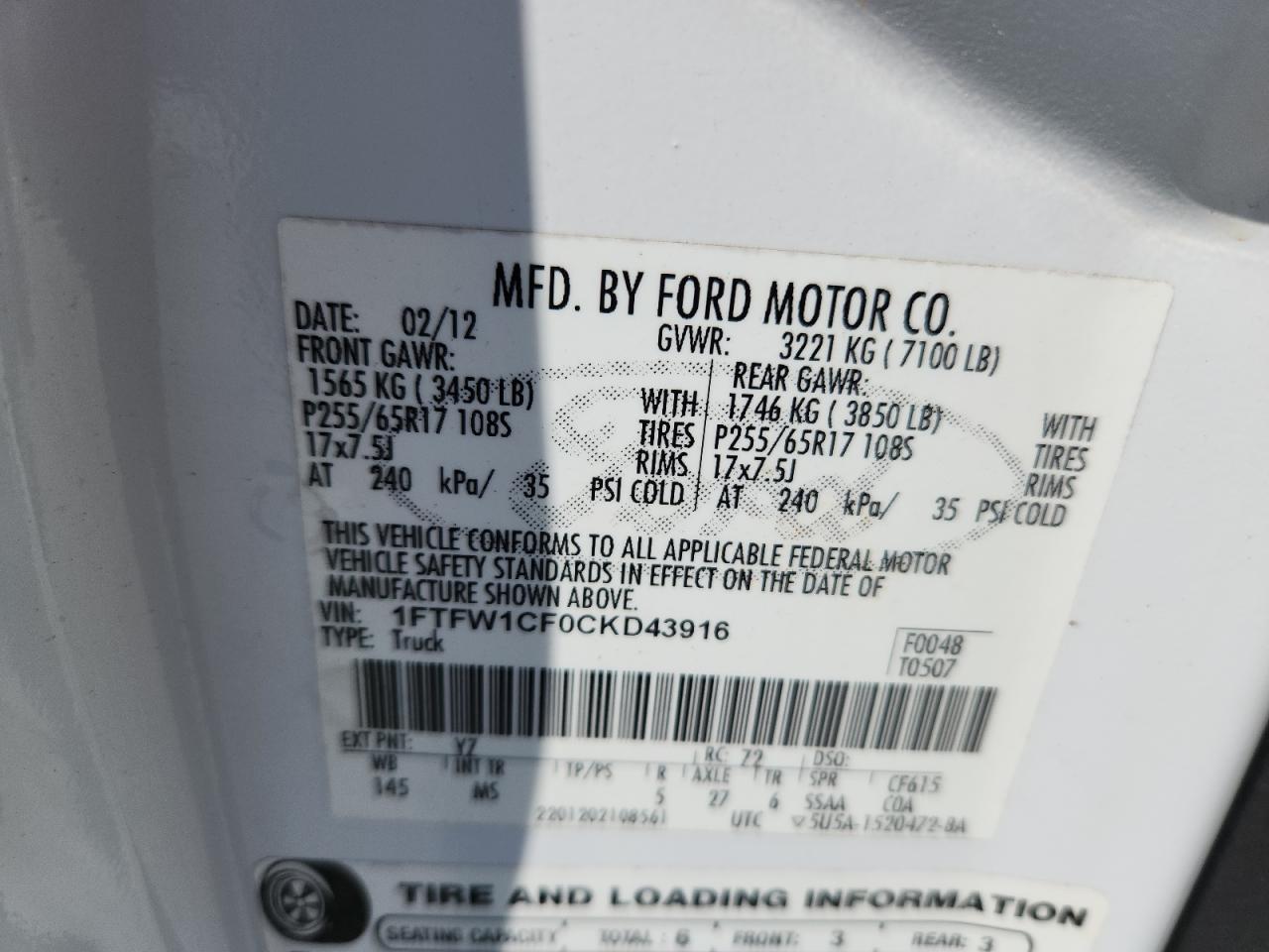 Ford F-150 Supercrew Image 12