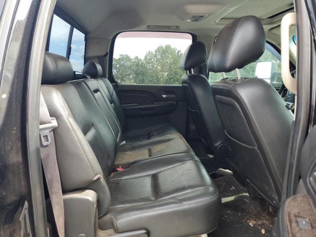 GMC Sierra K2500 Denali Image 10