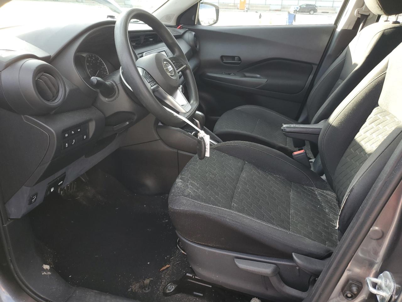 Nissan Kicks S Image 12