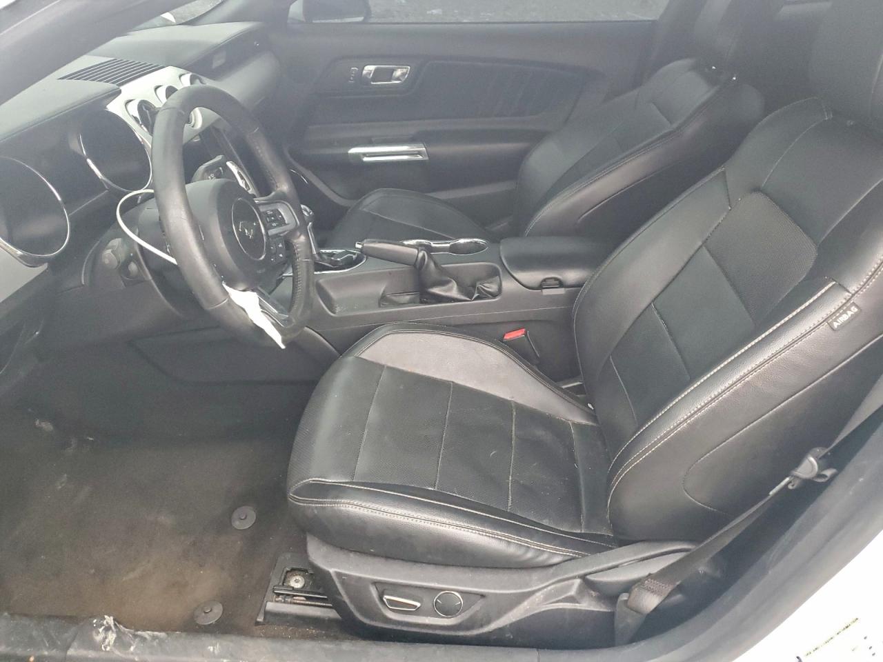 Ford Mustang Gt Image 7