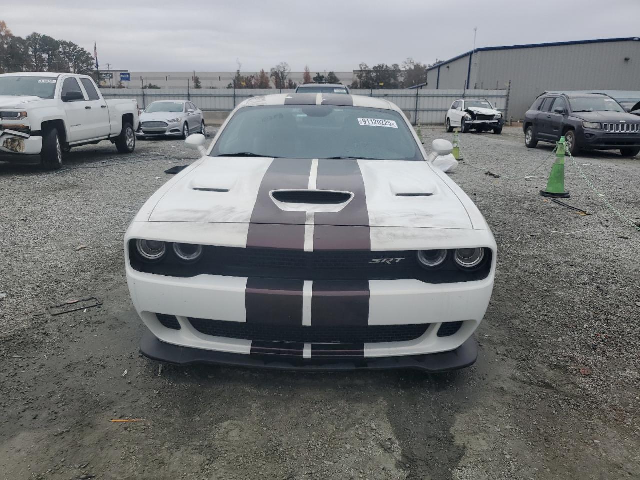 Dodge Challenger Srt Hellcat Image 4