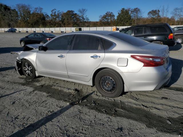 Nissan Altima 2.5 Image 8