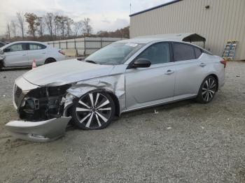  Salvage Nissan Altima