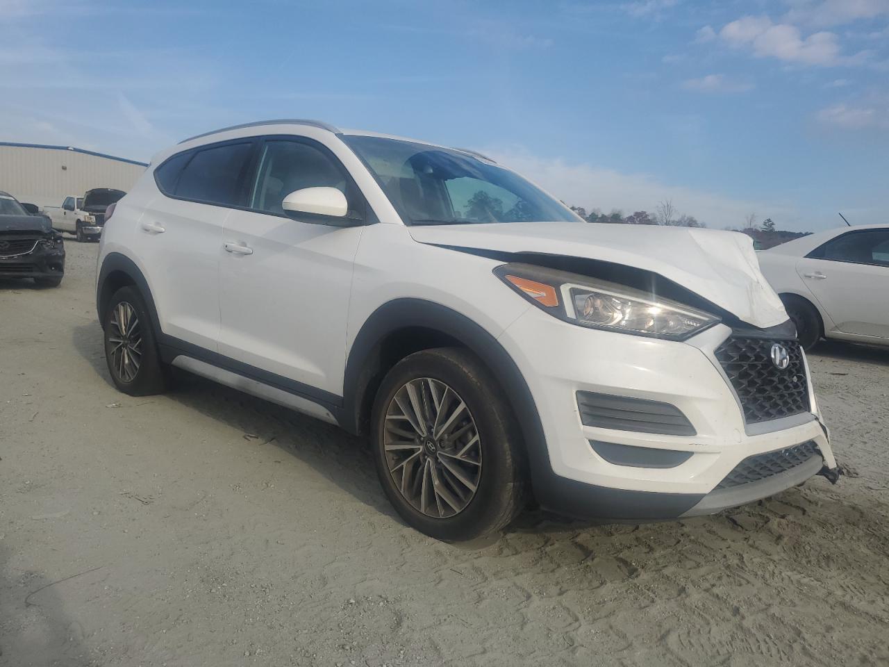 Hyundai TUCSON Limited Image 2