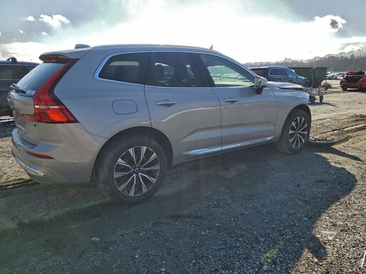 Volvo Xc60 Plus Plus Image 2