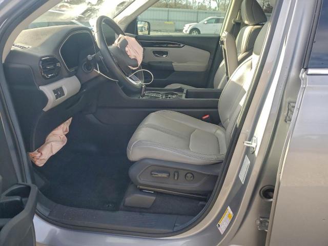 Honda Pilot Touring Image 4