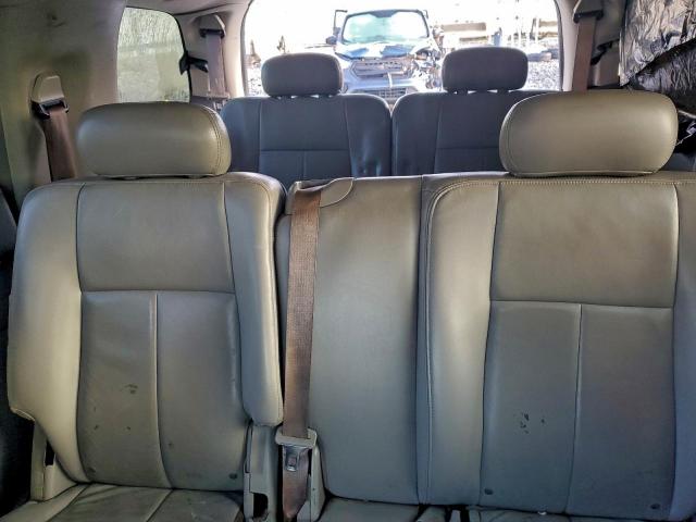 GMC Envoy Xl Image 9