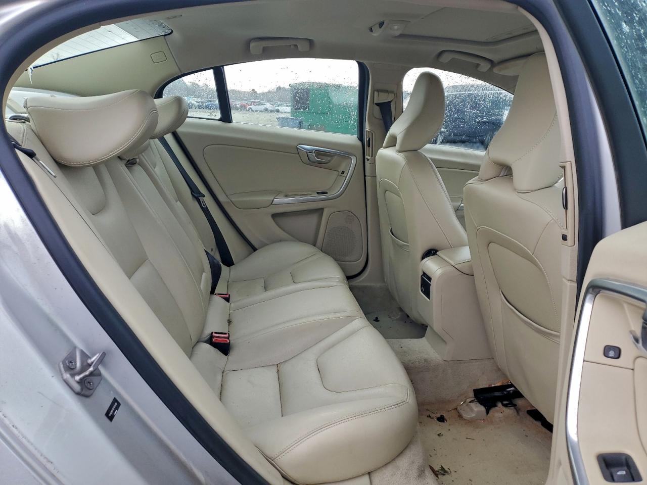 Volvo S60 Premier Image 12