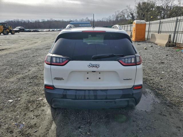 Jeep Grand Cherokee Latitude Image 4