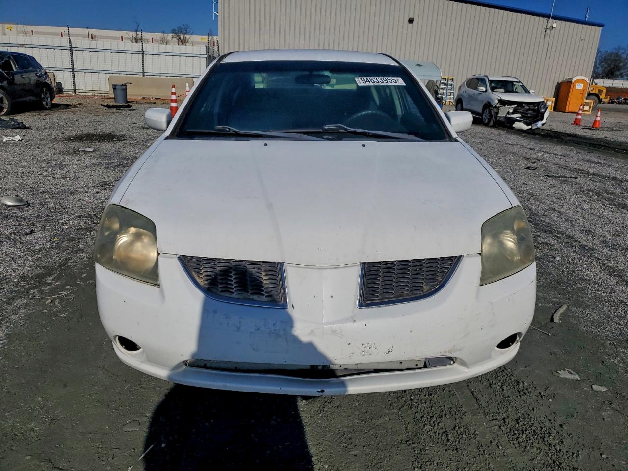 Mitsubishi Galant Es Medium Image 9