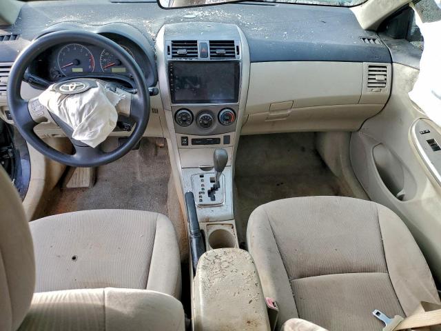 Toyota Corolla Base Image 12