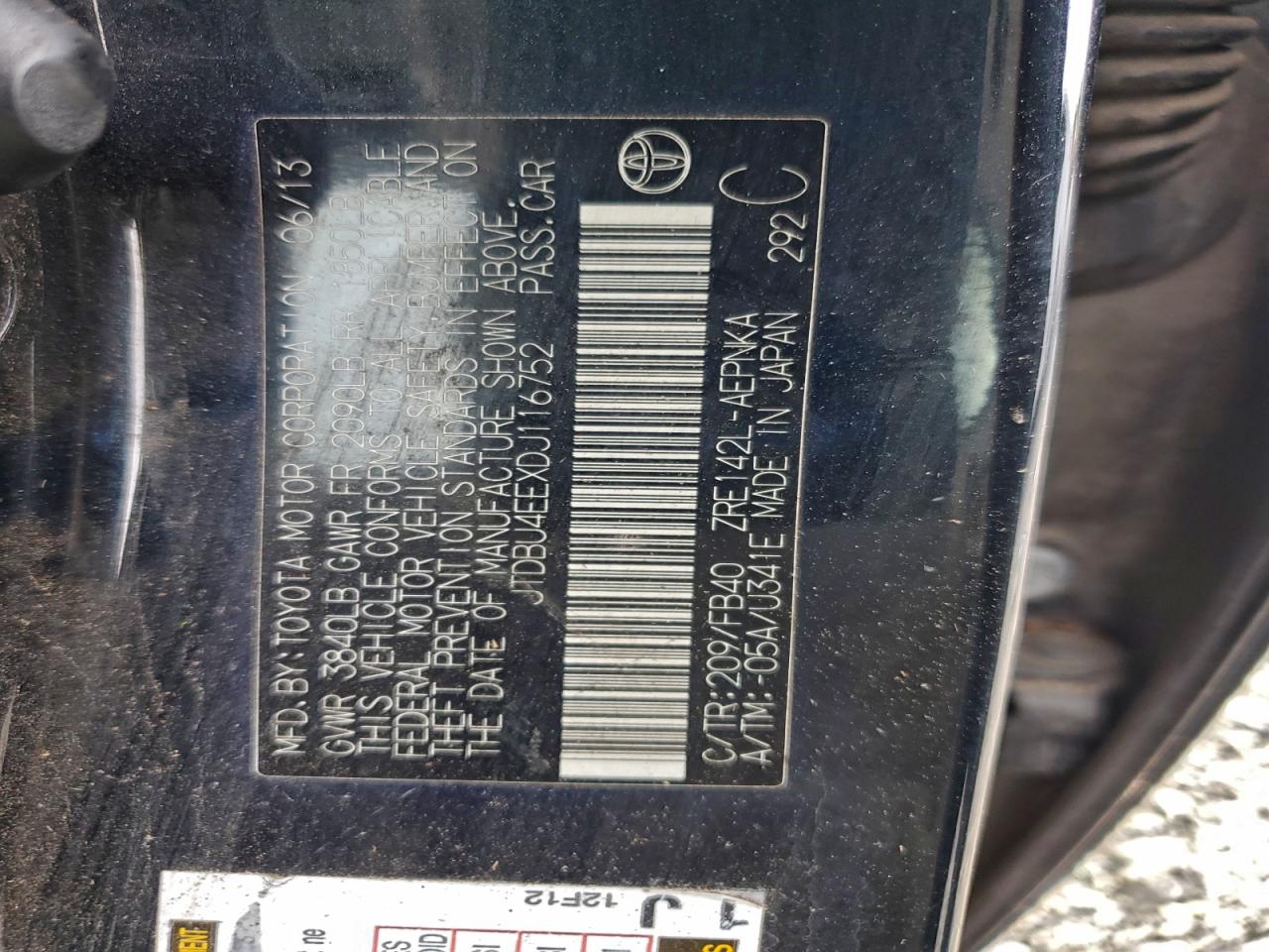 Toyota Corolla Base Image 9