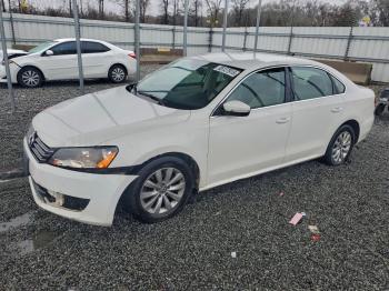  Salvage Volkswagen Passat