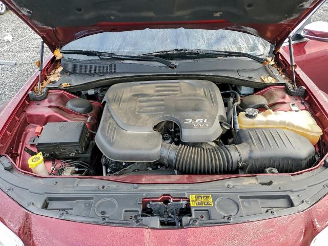 Chrysler 300 Touring Image 12