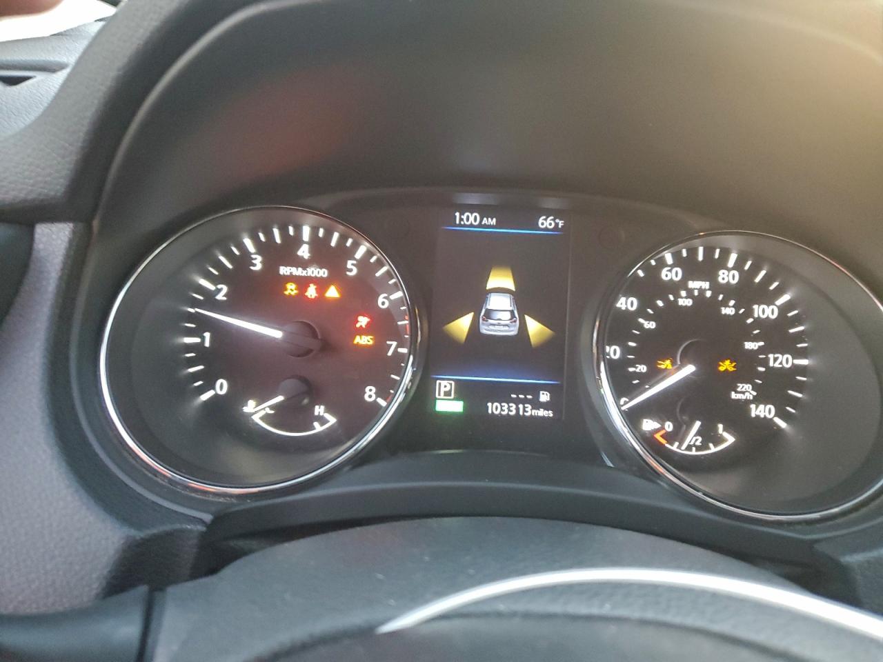 Nissan Rogue S Image 4