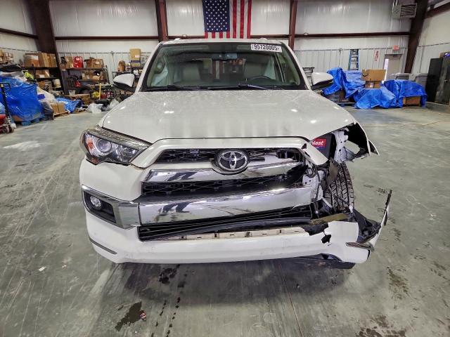 Toyota 4Runner Sr5/sr5 Premium Image 4