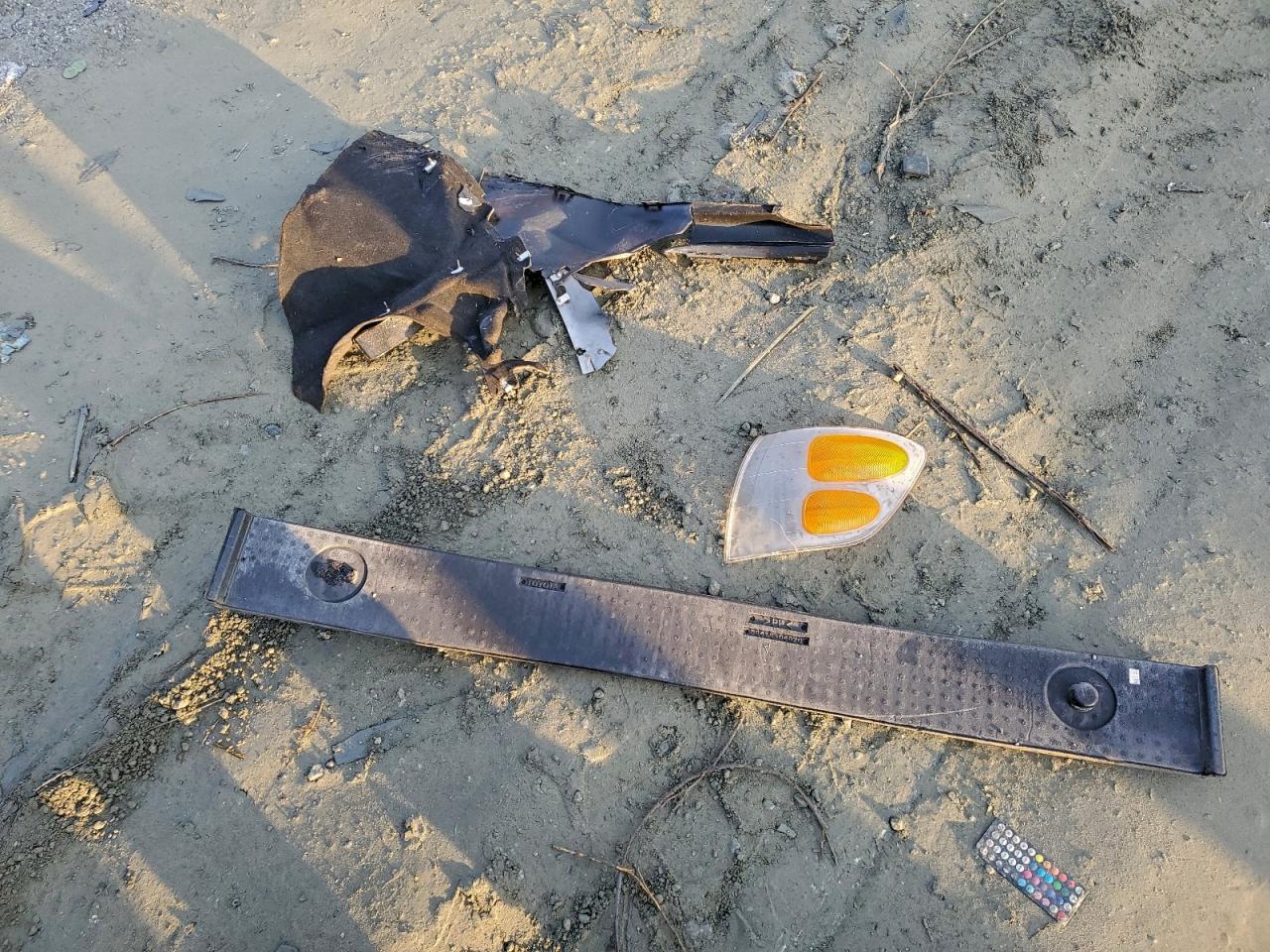 Toyota Camry Le Image 4