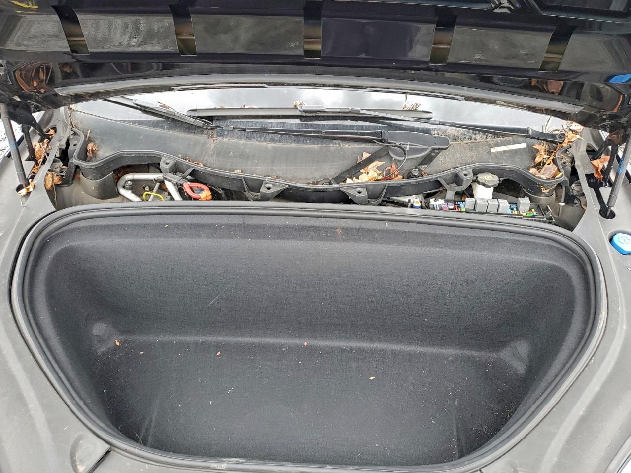 Tesla Model X Image 8