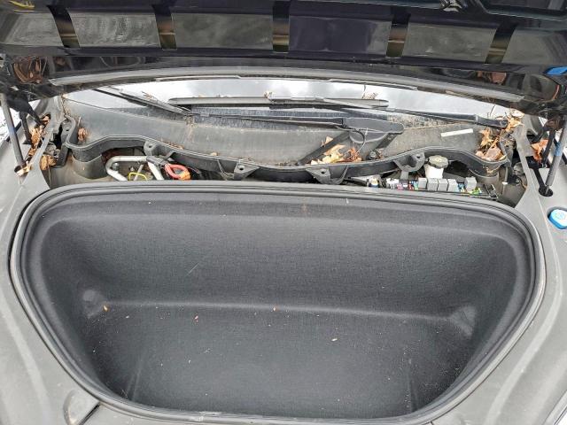 Tesla Model X Image 8