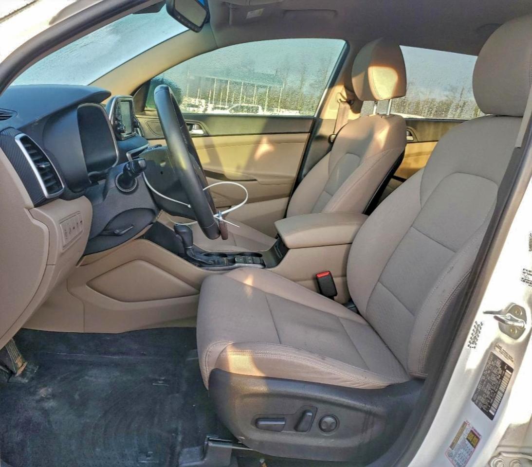 Hyundai TUCSON Limited Image 8