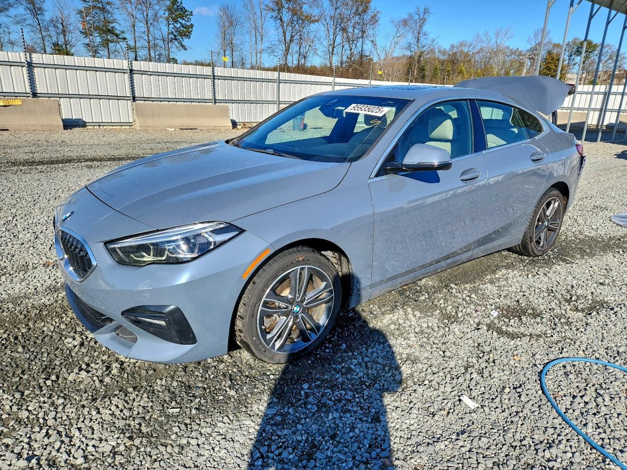 BMW 2 Series Image 1