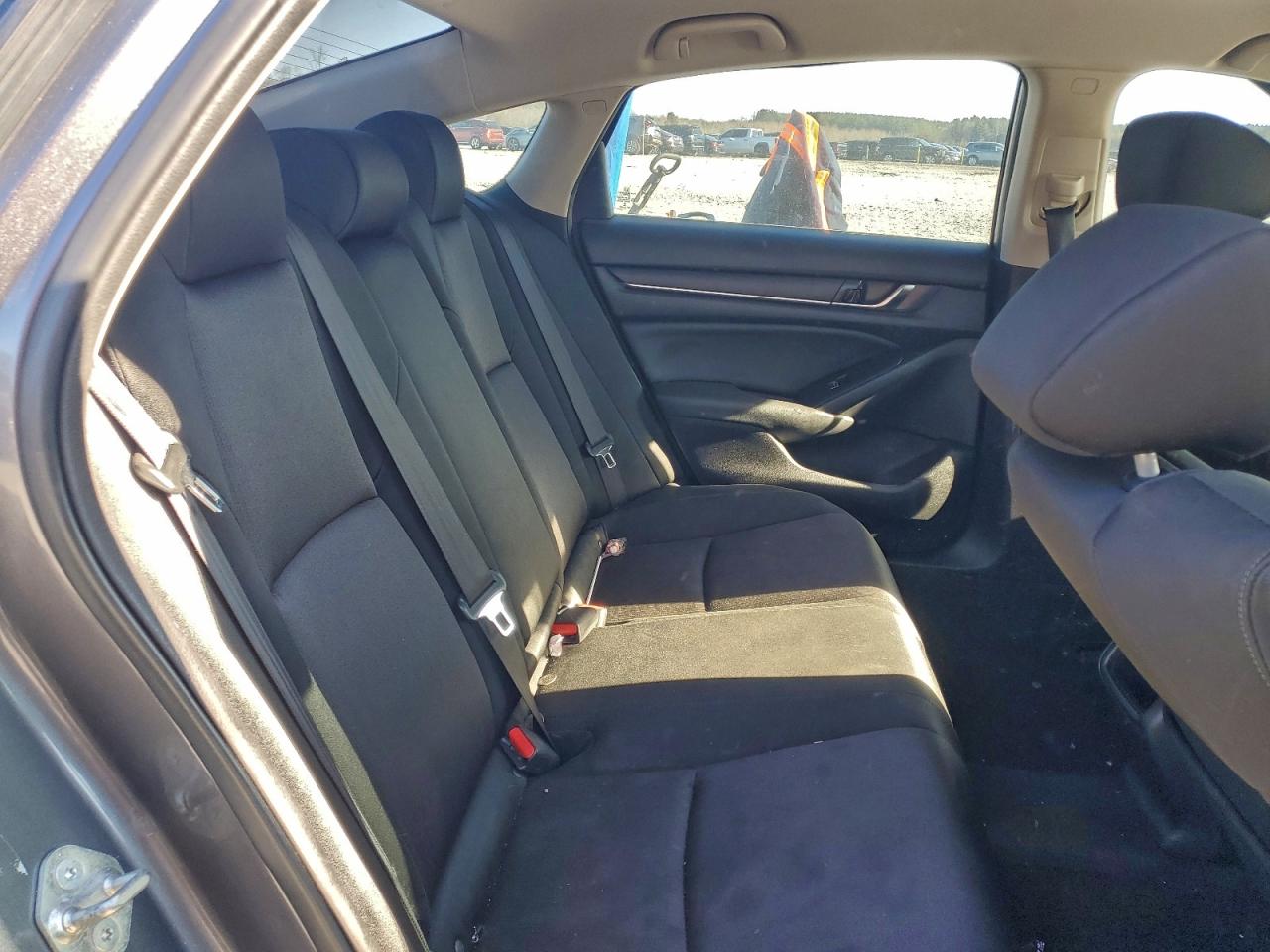 Honda Accord Lx Image 6