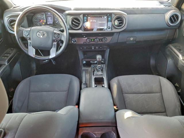 Toyota Tacoma Double Cab Image 6