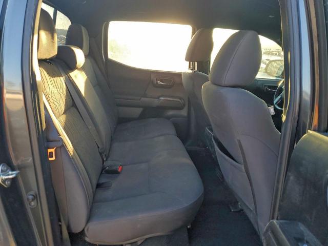 Toyota Tacoma Double Cab Image 12